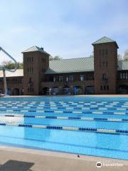 Aquatic complex at Jean-Drapeau Park - play fountains