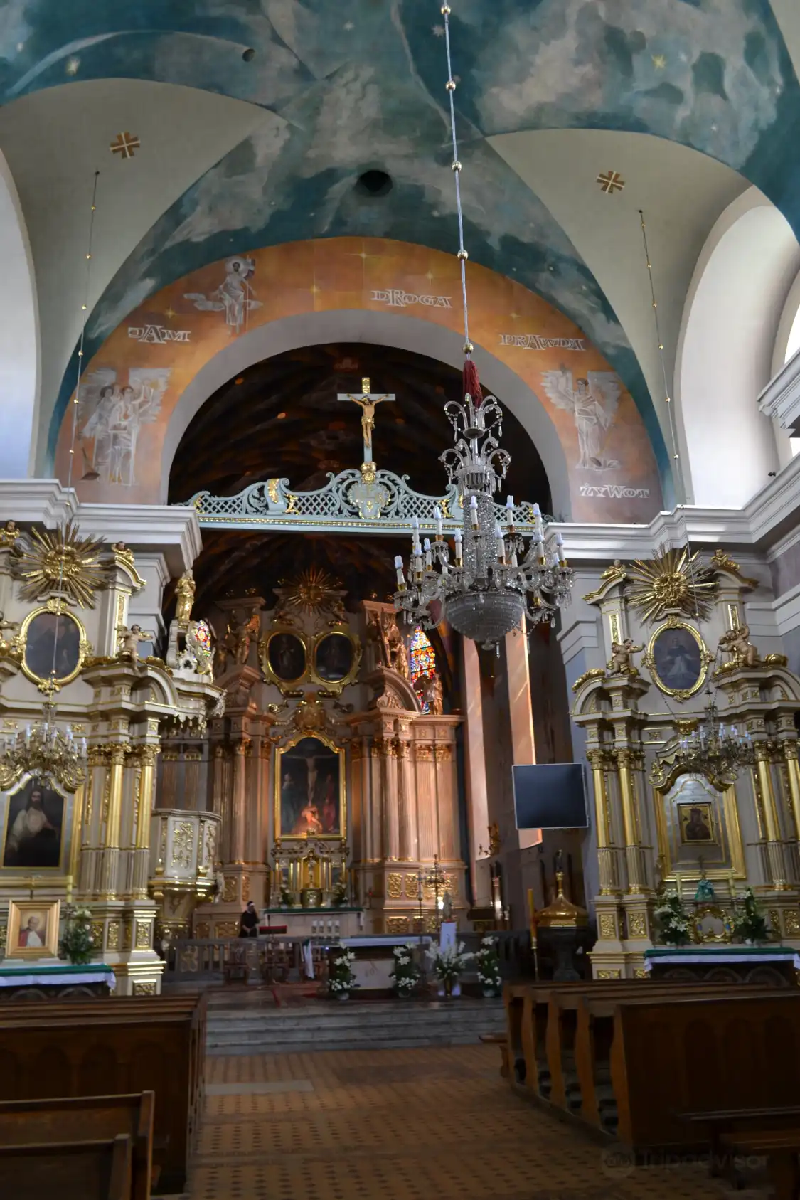 Hotels near Kosciol Sw. Wojciecha i Stanislawa