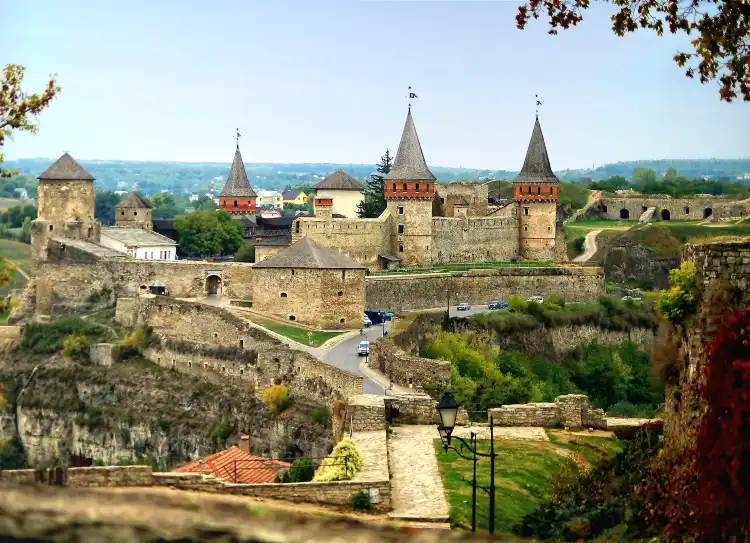 Hotel dekat Kamenet's Podolsky Castle