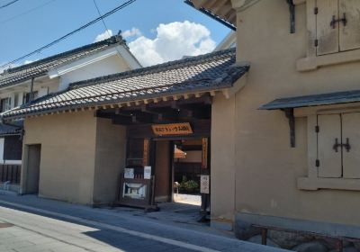 須坂クラシック美術館（岡信孝コレクション）