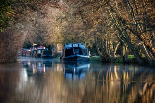 Aldermaston Wharf Canalside