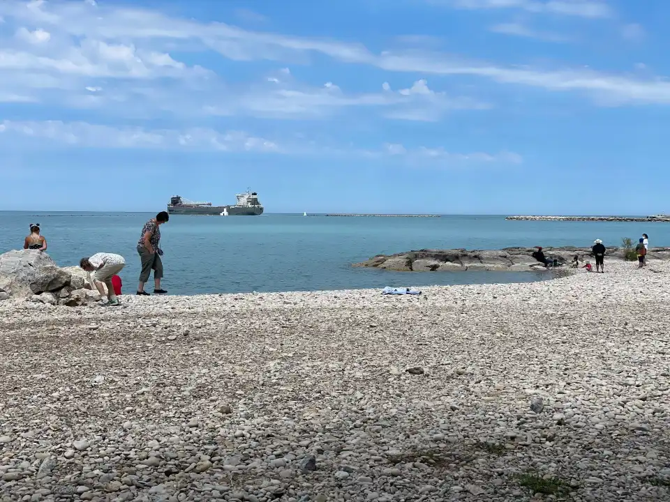 2_Goderich Main Beach