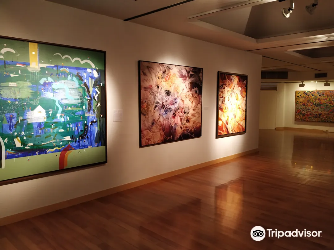 3_The Queen's Gallery