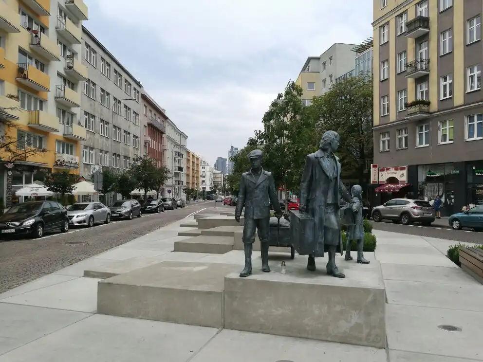 Отели рядом с достопримечательностью «Displaced Gdynians Monument»