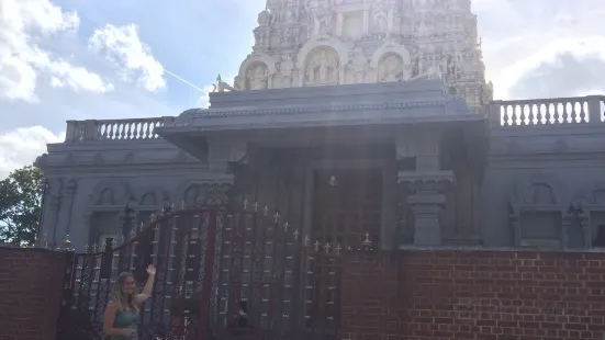 London Sri Murugan Temple