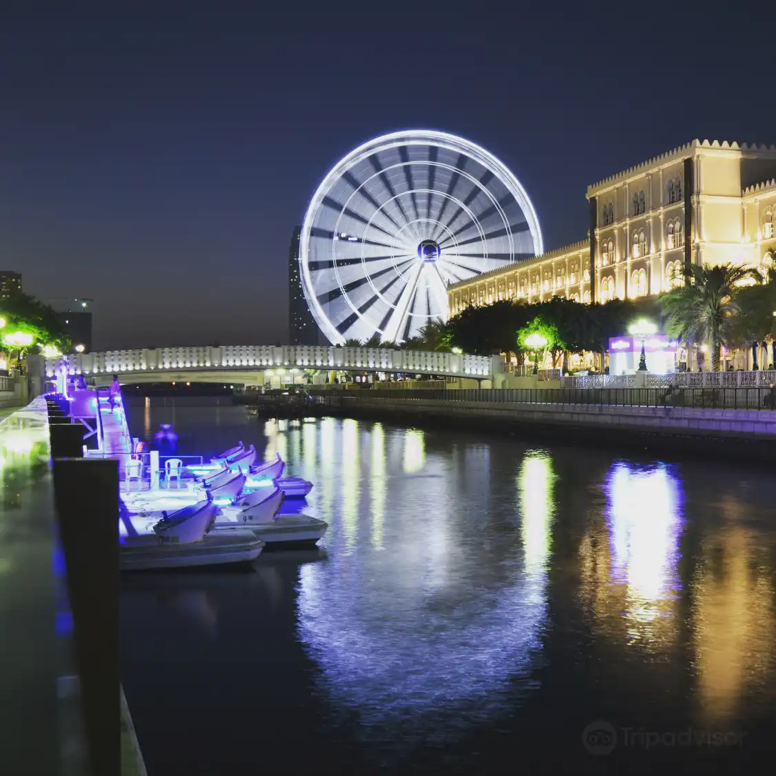 Hotel in zona Eye of the Emirates Wheel