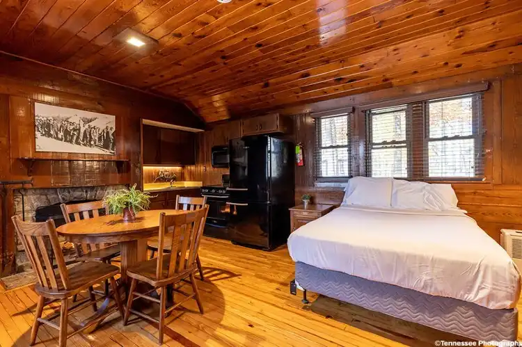 Hotels in Campbell County