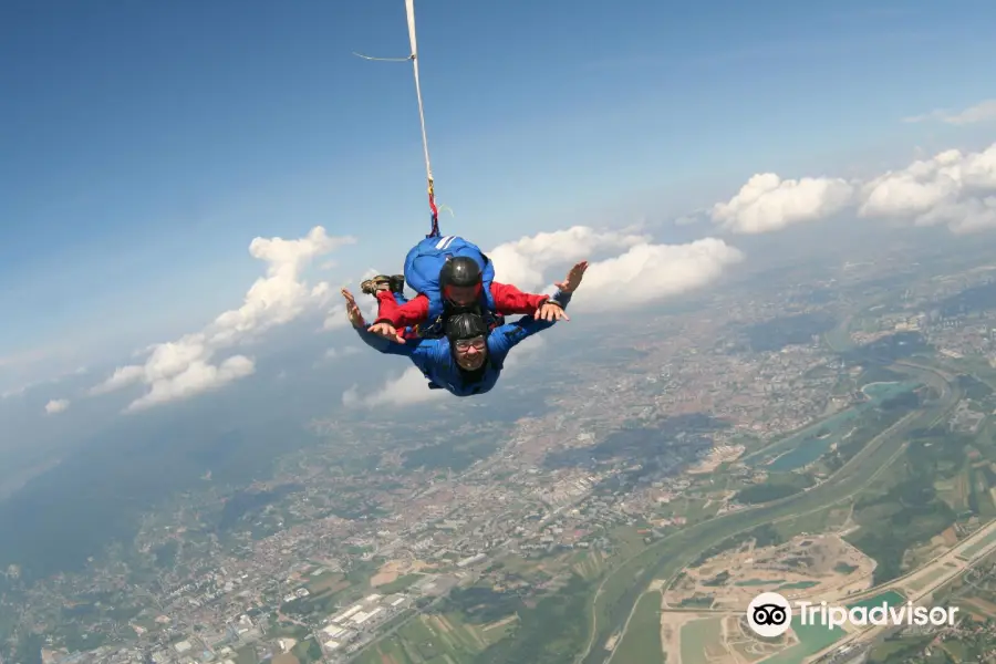Skydiving Croatia