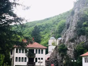 Gornjak Monastery