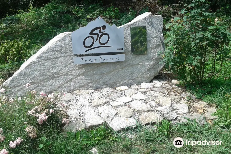 Monument à Marco Pantani