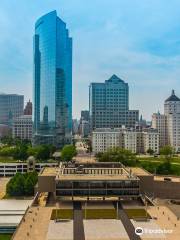 Milwaukee County War Memorial Center