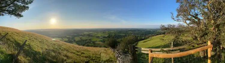 Hotels in Llanddewi Brefi