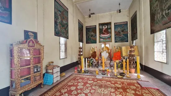 Wat Pathom Thet Na Aranyawasi