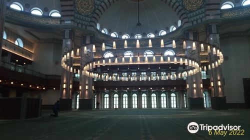 Beştepe Millet Camii