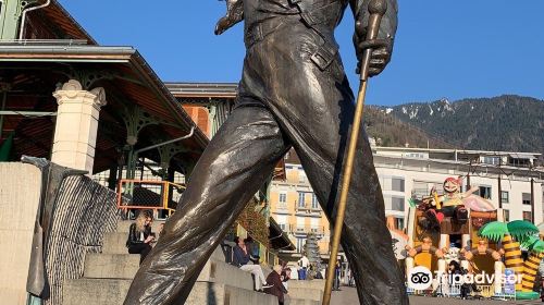 Freddie Mercury statue