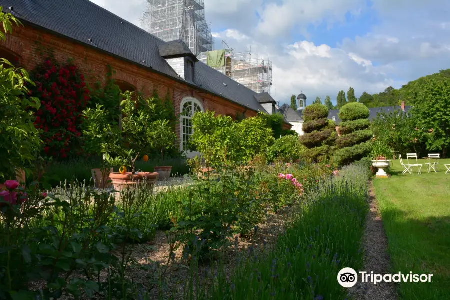 Castle Gardens Acquigny