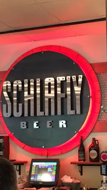 Hotels near Schlafly Bottleworks