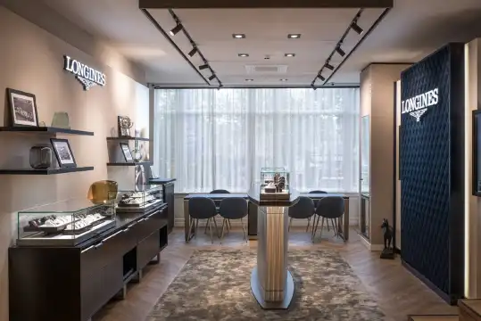 コスター ダイヤモンド ファクトリー周辺のホテル