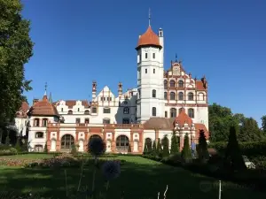 Schloß Basedow Schloss Basedow