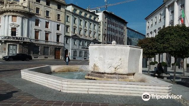 Propilei di Porta Nuova