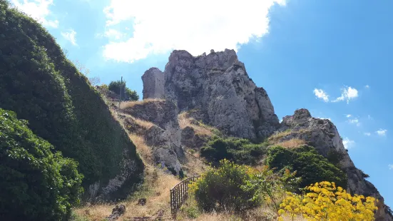 Castello del Conte Luna (o della Regina Sibilla)