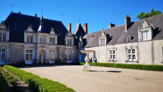 Chateau de Villesavin