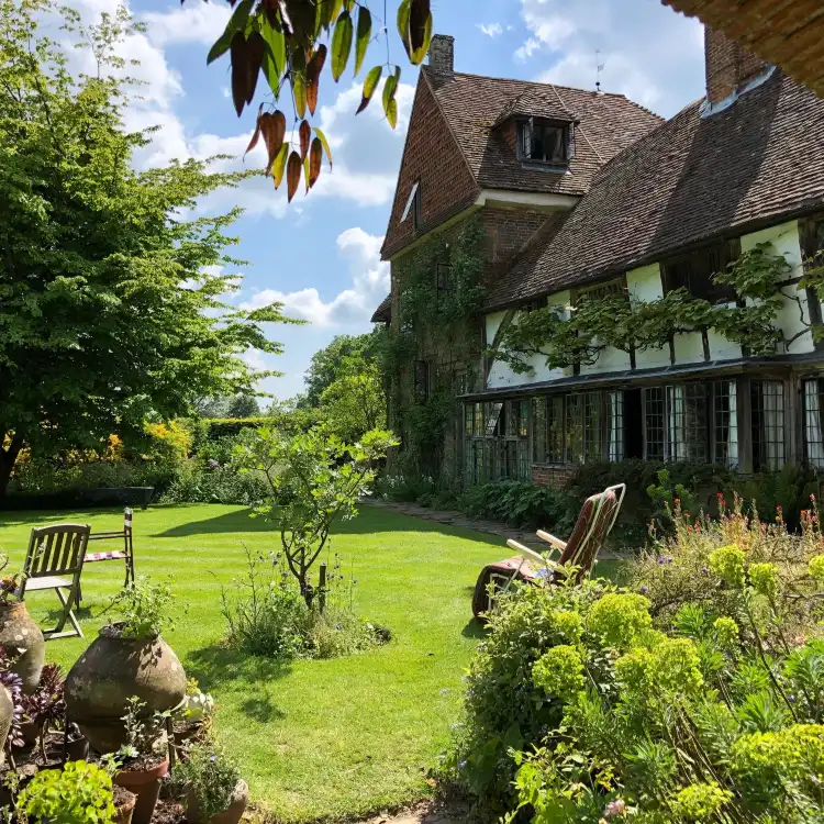Hotels in Hambledon