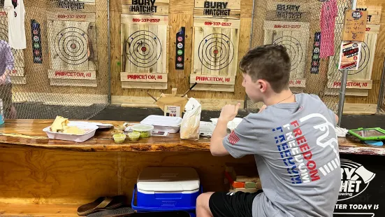 Bury the Hatchet Princeton - Axe Throwing