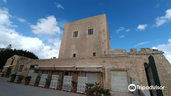 Torre Cabrera