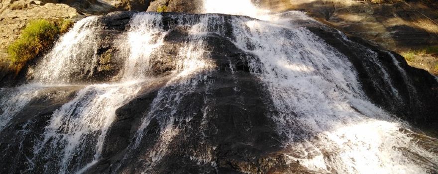 Diyaluma Falls