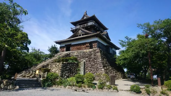 Maruoka Castle