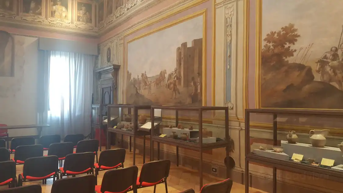 Hotels near Museo Archeologico e Pinacoteca Comunale