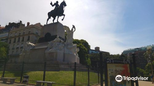 Plaza Bartolomé Mitre