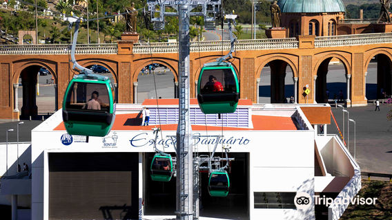 Air Bontur cable cars