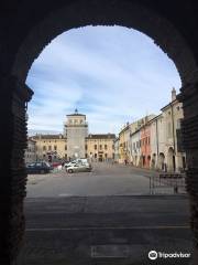Torre dell'orologio di Rivarolo Mantovano
