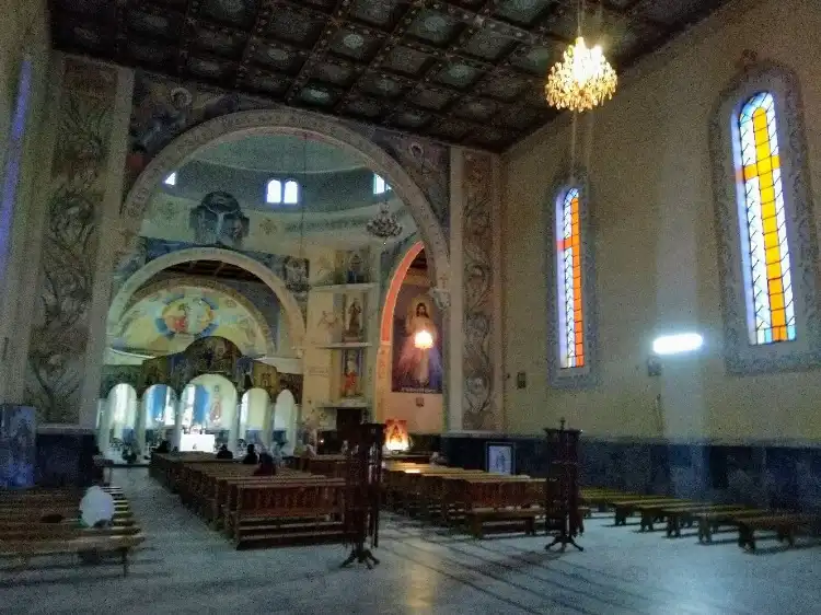 Các khách sạn gần Kidane Mihret Catholic Church