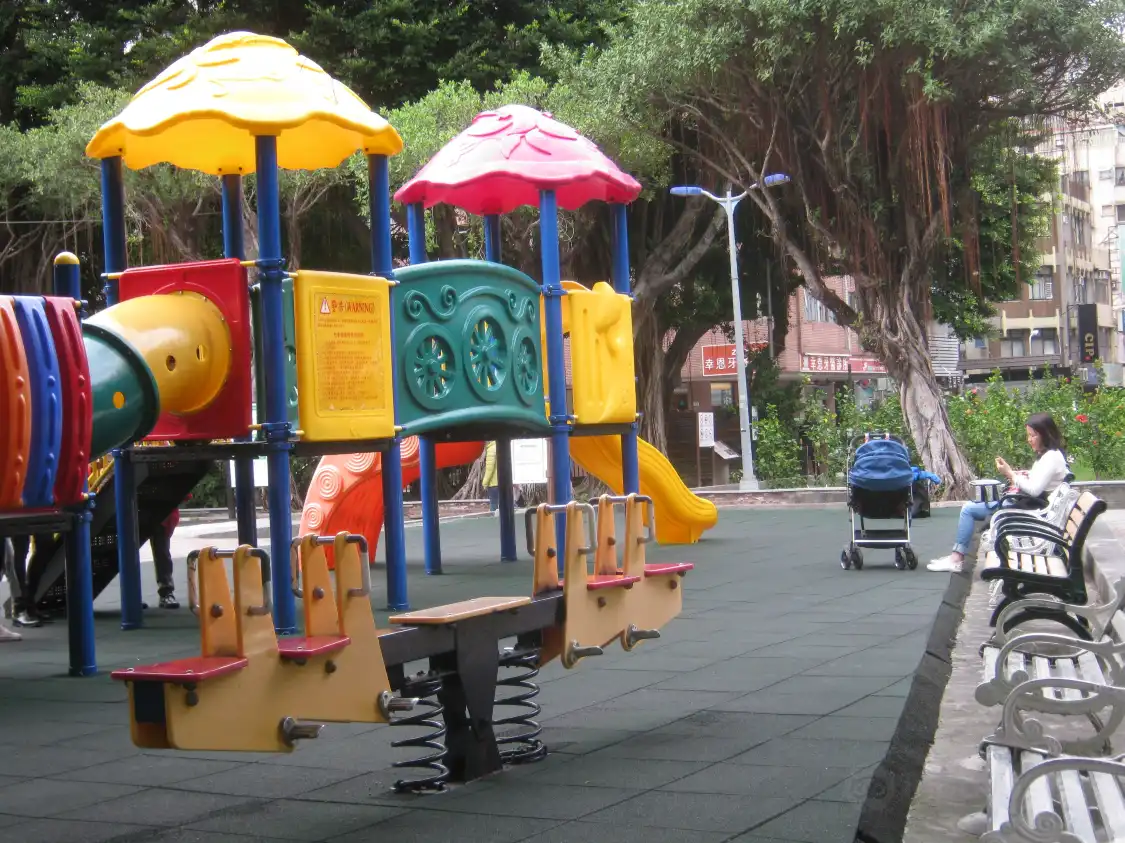 Hotel in zona Yitong Park