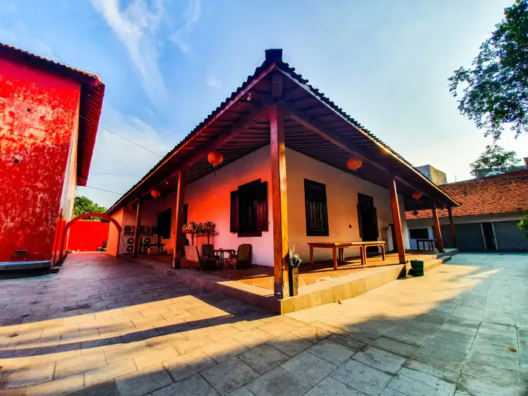 Hotel di Lasem