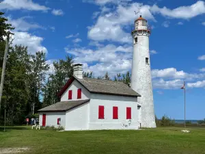 Sturgeon Point Lighthouse