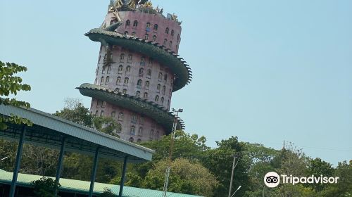 Wat Samphran