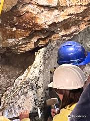 Hidee Gold Mine Tours and Panning
