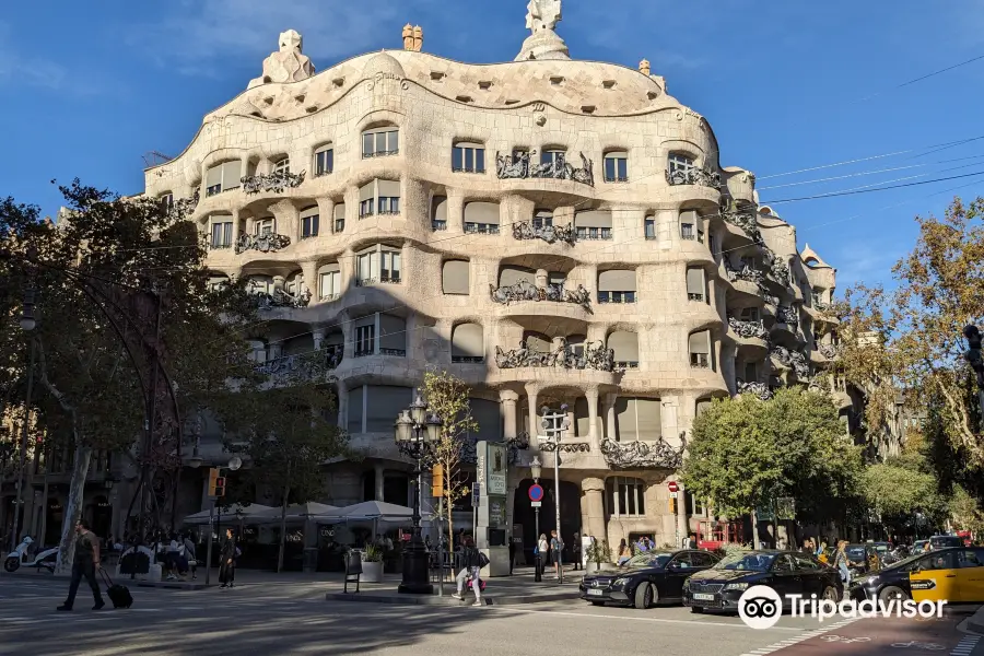 Barcelona Architecture Walks and Tours