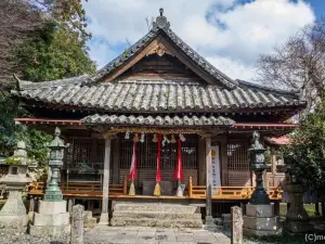 Santuario di Izuhara Hachimangu
