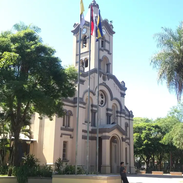 Hotel di Luque