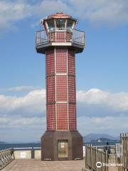 Takamatsu Harbor Tamamo Pier Lighthouse (Seto Shirube)
