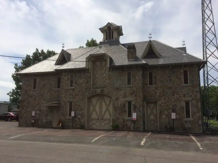 Hotels in Berwick