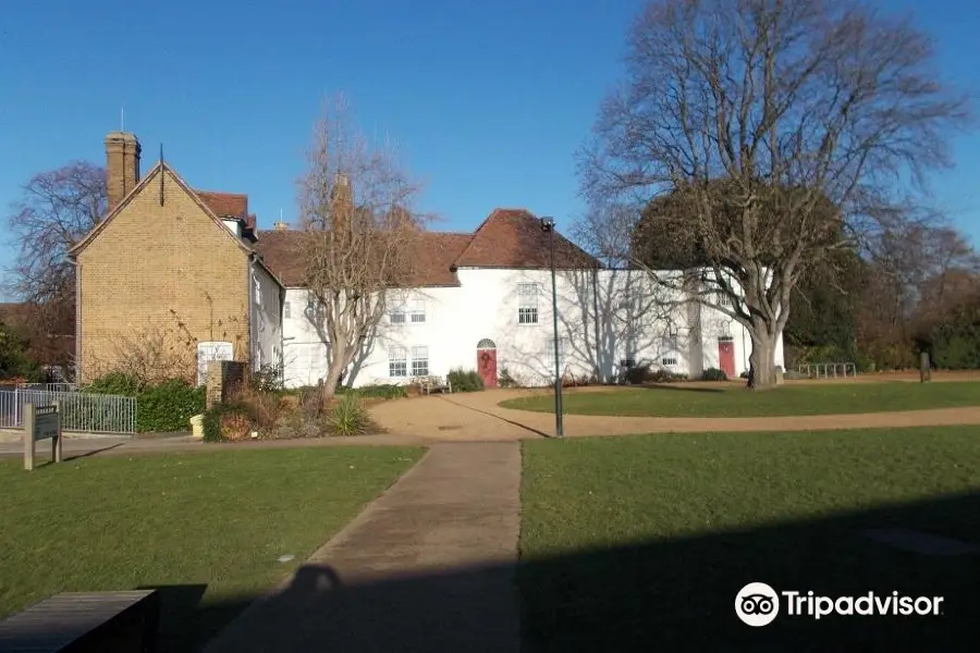 Valence House Museum