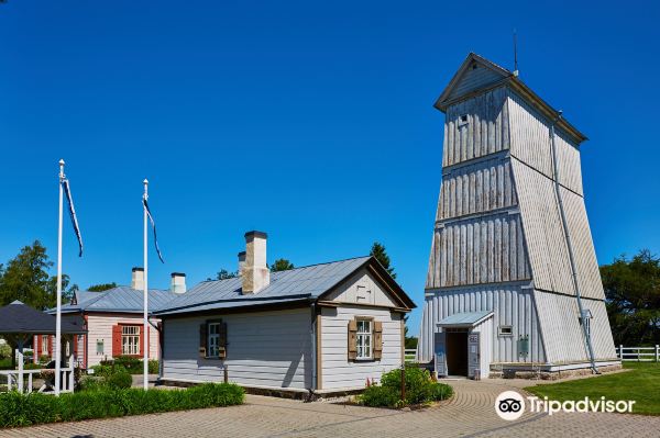 Suurupi Lighthouse Front area/ Suurupi alumise tuletorni kompleks