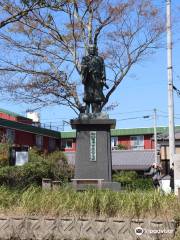 Statue of Lord Tanaka Yoshimasa