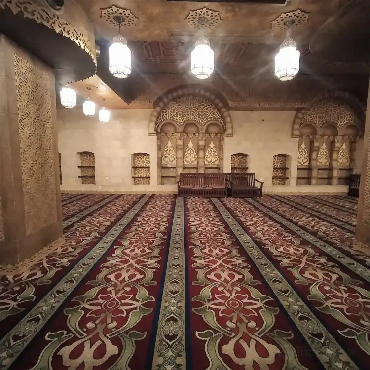 Hotels near Al Sahaba Mosque